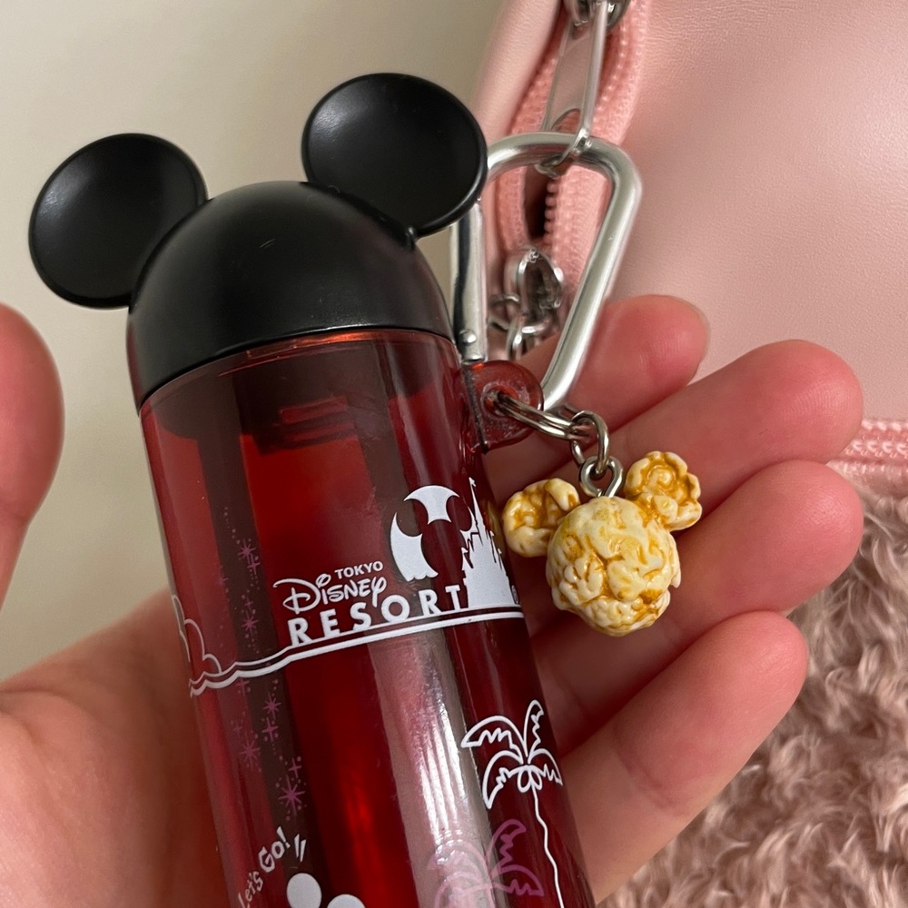 Tokyo Disney Popcorn Catcher Key Chain - Picture 7 of 8